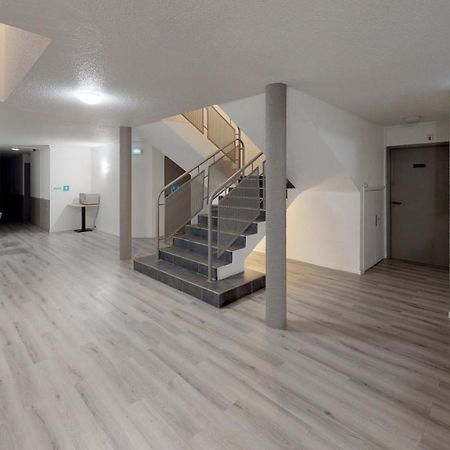 Hotel Du Stade Ex Kyriad Direct Lille Est Stade Pierre Mauroy 阿斯克新城 外观 照片