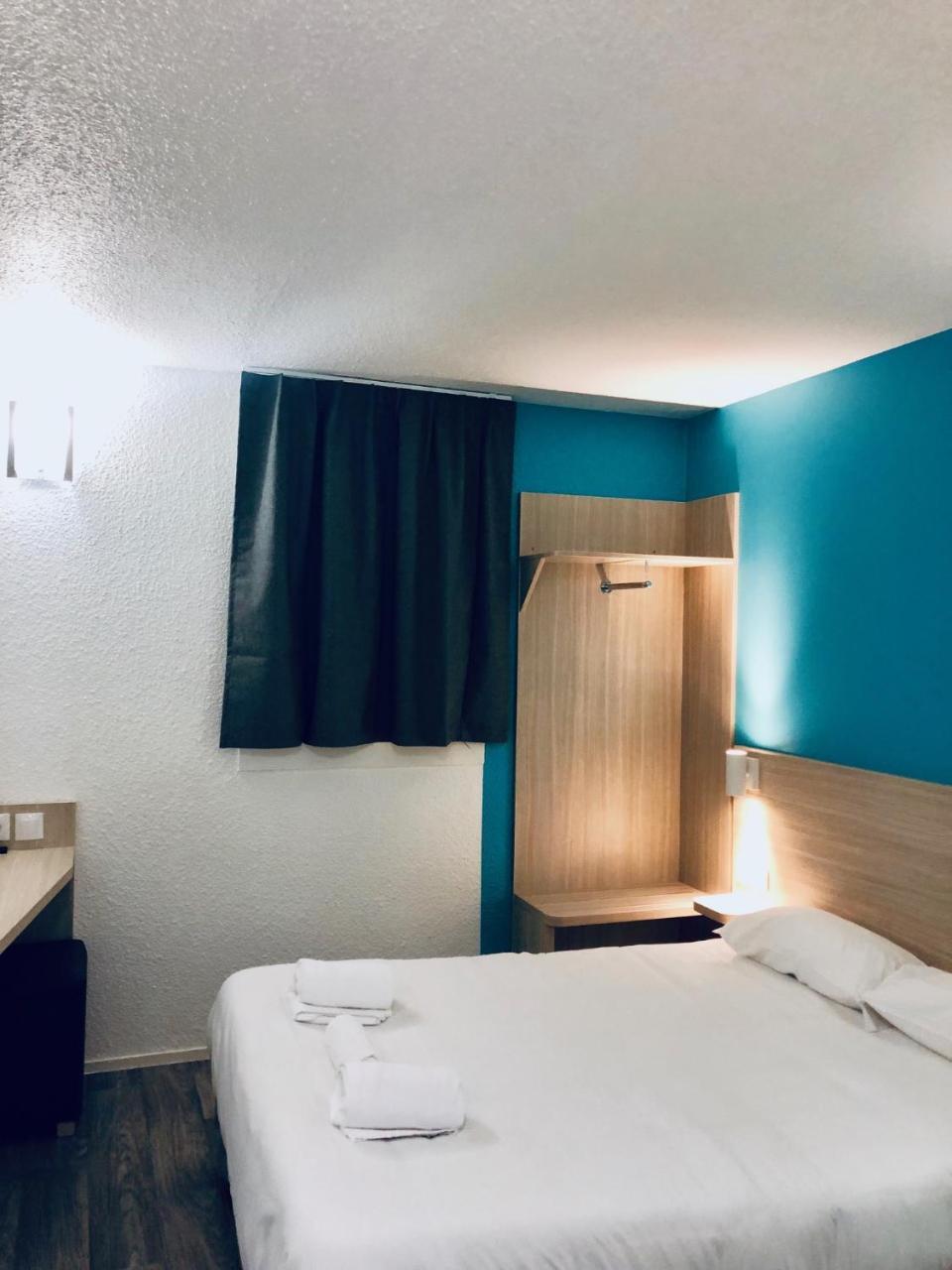 Hotel Du Stade Ex Kyriad Direct Lille Est Stade Pierre Mauroy 阿斯克新城 外观 照片