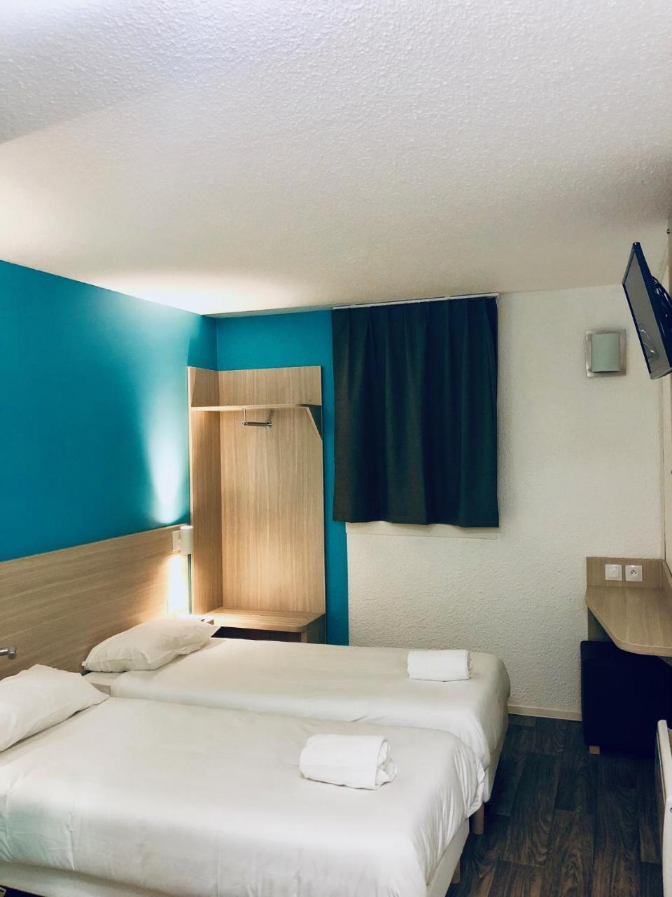Hotel Du Stade Ex Kyriad Direct Lille Est Stade Pierre Mauroy 阿斯克新城 外观 照片