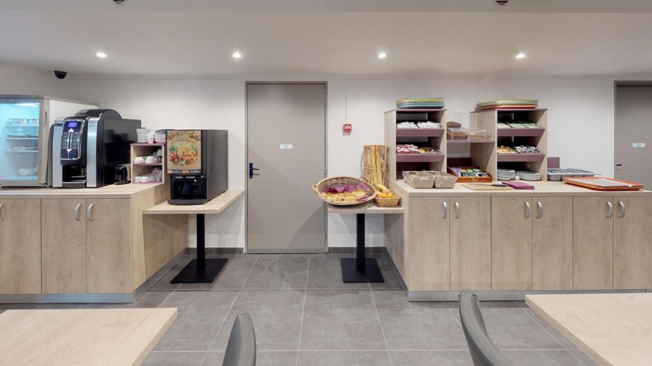 Hotel Du Stade Ex Kyriad Direct Lille Est Stade Pierre Mauroy 阿斯克新城 外观 照片