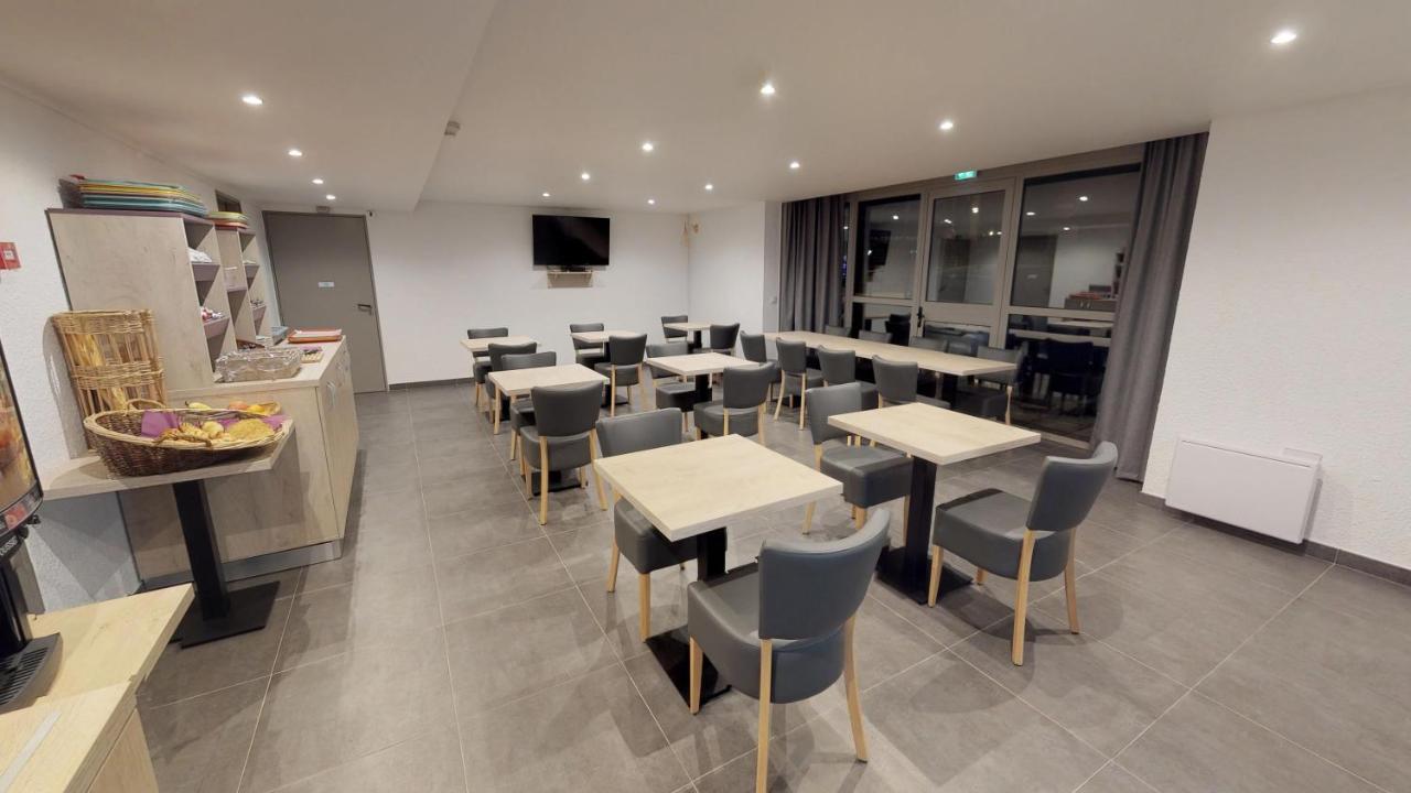 Hotel Du Stade Ex Kyriad Direct Lille Est Stade Pierre Mauroy 阿斯克新城 外观 照片