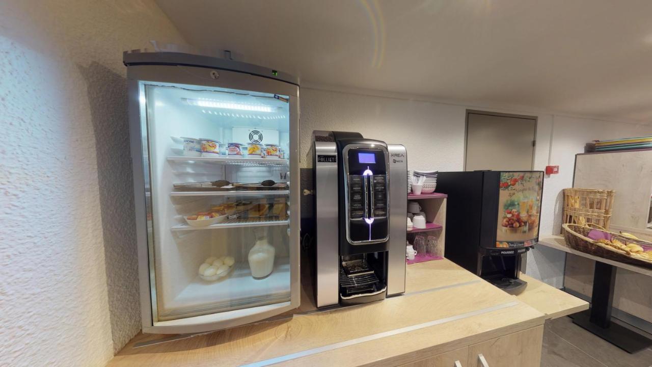 Hotel Du Stade Ex Kyriad Direct Lille Est Stade Pierre Mauroy 阿斯克新城 外观 照片